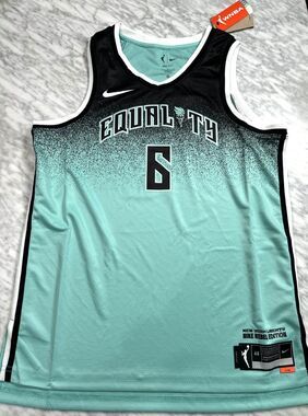 Nike New York Liberty Authentic Equality Rebel Natasha Howard Jersey women large